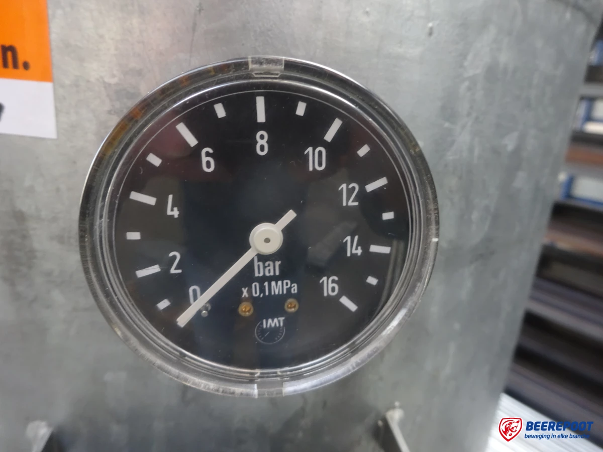 Compressor
